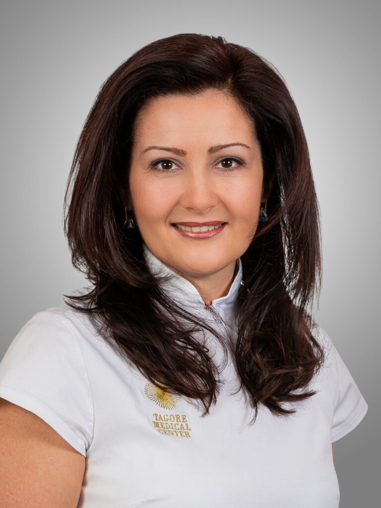 Dr. Havasi Anett