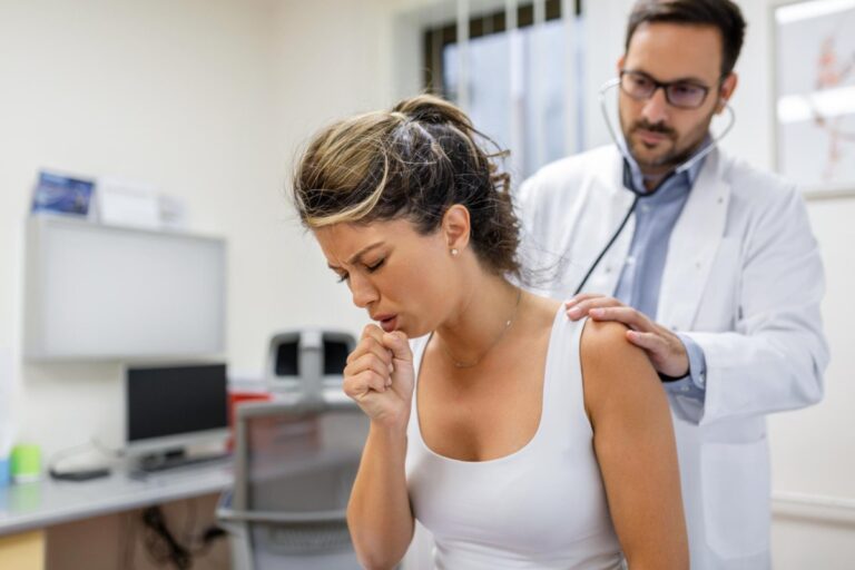 A DOHÁNYZÁSBA TÉNYLEG BELE LEHET HALNI – Dr. Czebe Krisztina PhD tüdőgyógyász főorvos összefoglalója